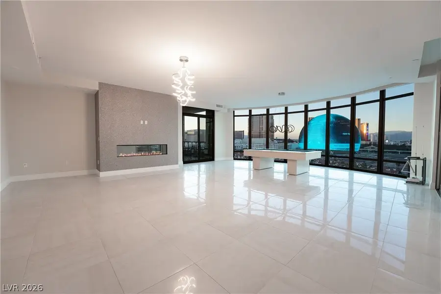 1 Hughes Center Drive #1101, Las Vegas, NV 89169 - #3
