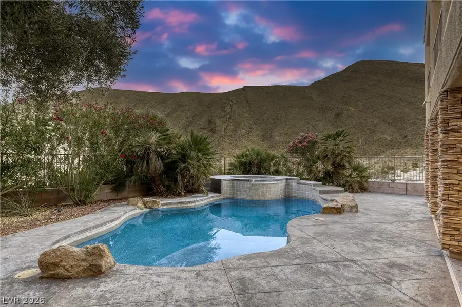 10777 Hunter Mountain Avenue, Las Vegas, NV 89129 - #2
