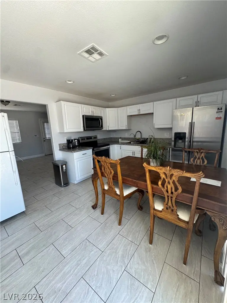 6205 Rassler Avenue, Las Vegas, NV 89107 - #3
