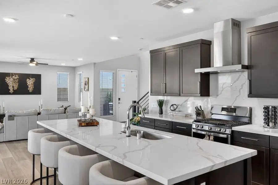 10255 Vonbulin Avenue, Las Vegas, NV 89166 - #2