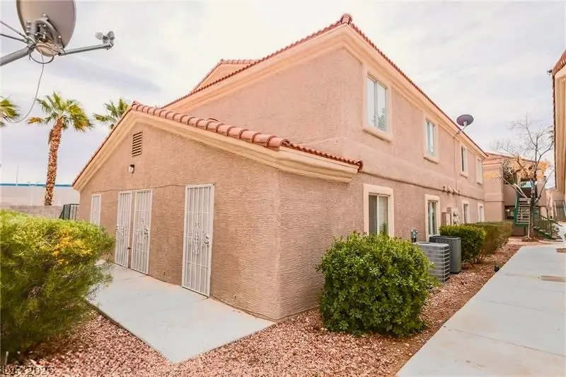 2201 James Bilbray Drive, Las Vegas, NV 89108 - #3