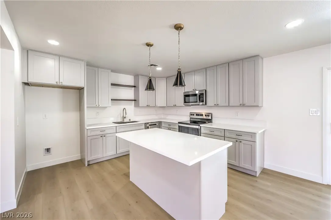 5913 Alta Drive, Las Vegas, NV 89107 - #1