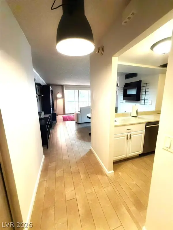 205 E Harmon Avenue #219, Las Vegas, NV 89169
