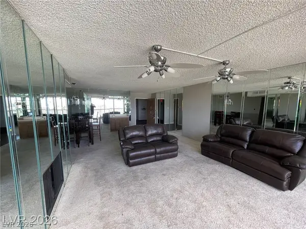 750 S Royal Crest Circle #351, Las Vegas, NV 89169