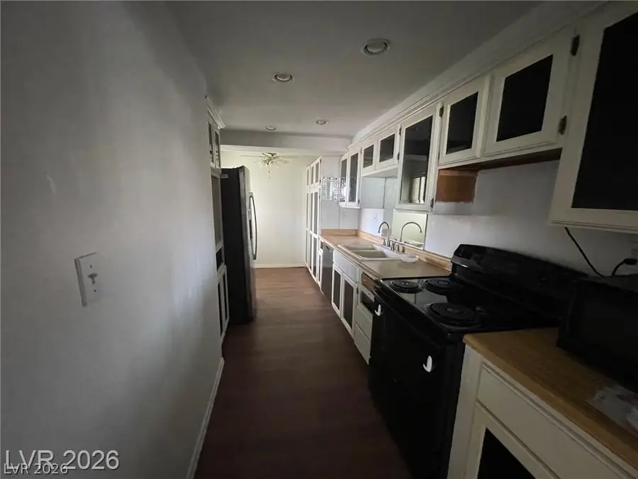 750 S Royal Crest Circle #351, Las Vegas, NV 89169 - #2