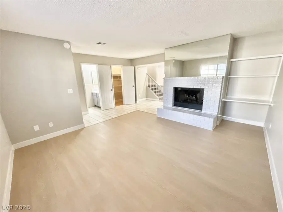 2654 Aracatuba Avenue, Las Vegas, NV 89121 - #2