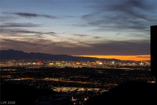 489 Rock Peak Drive, Henderson, NV 89012