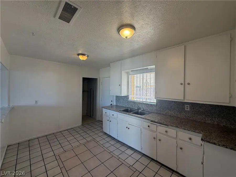1812 S 9th Street, Las Vegas, NV 89104 - #3