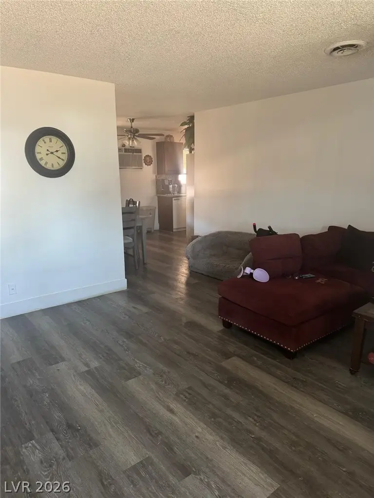 5290 Camden Avenue, Las Vegas, NV 89122 - #3