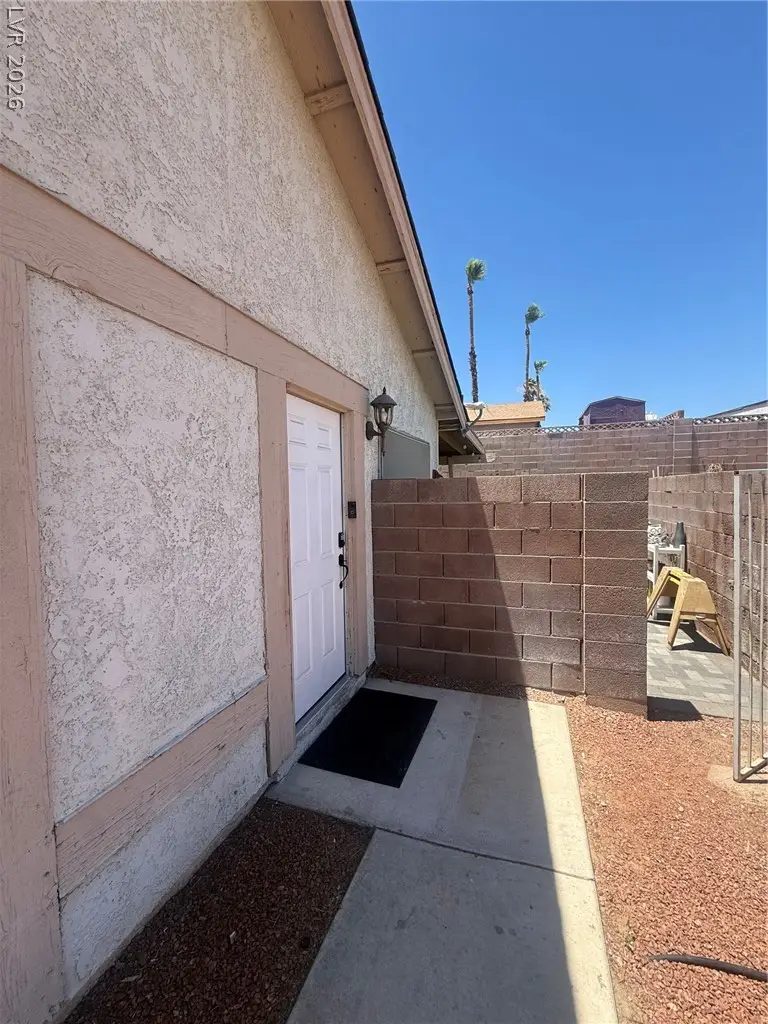 3929 Calle Esquina, Las Vegas, NV 89103 - #3