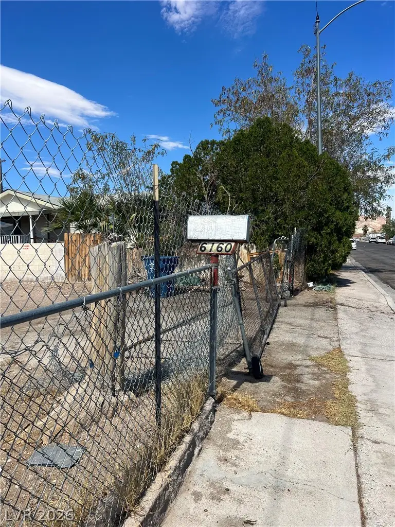 6160 Yellowstone Avenue, Las Vegas, NV 89156 - #1