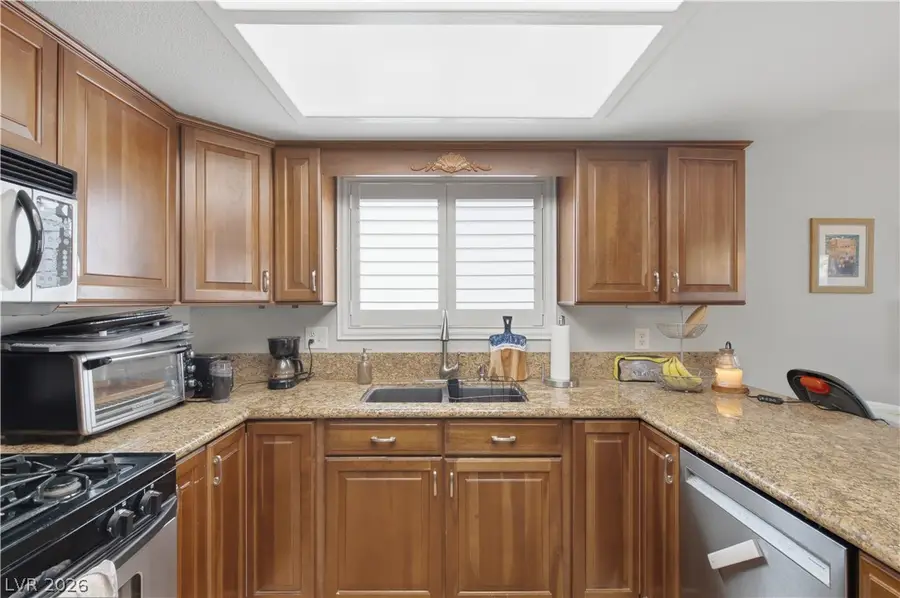 8325 Classic Villa Court, Las Vegas, NV 89128 - #3
