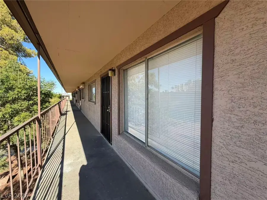 595 S Royal Crest Circle #8, Las Vegas, NV 89169 - #2