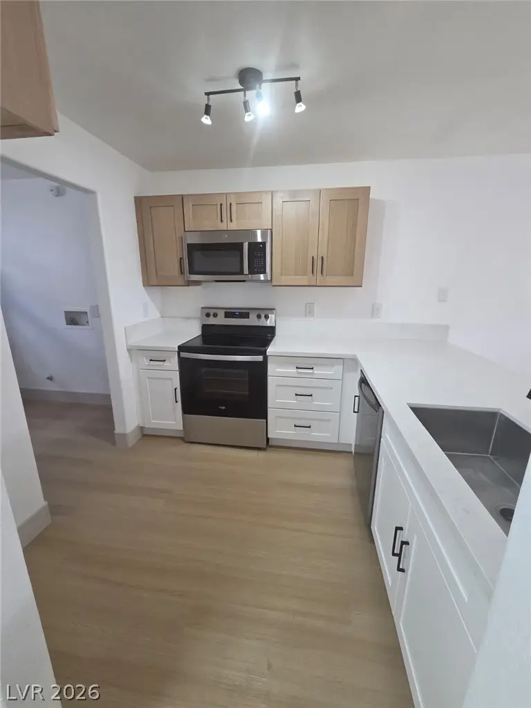 1800 Edmond Street #116, Las Vegas, NV 89146 - #2