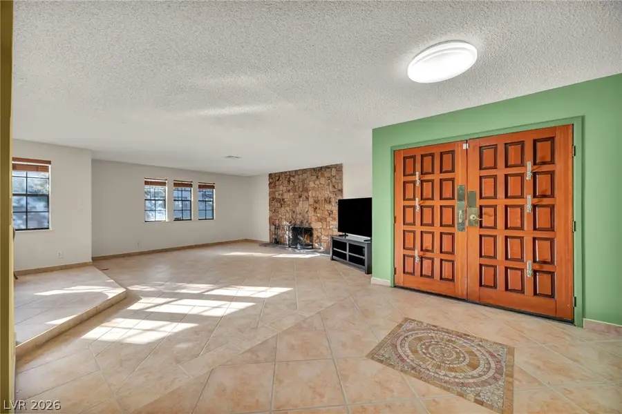 3923 Landsdown Place, Las Vegas, NV 89121 - #3