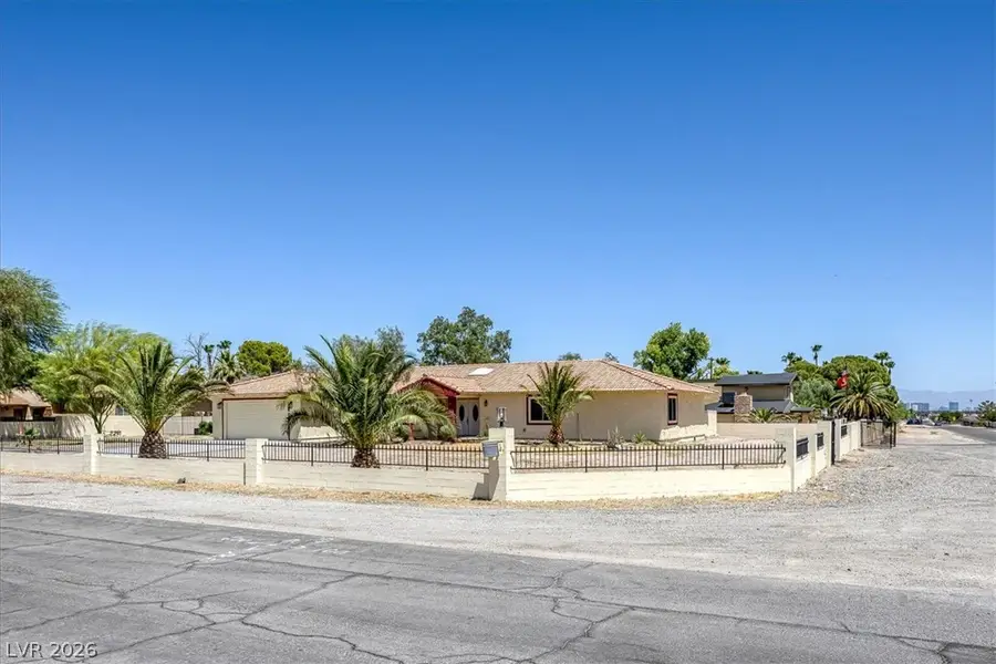 90 E Levi Avenue, Las Vegas, NV 89183 - #2