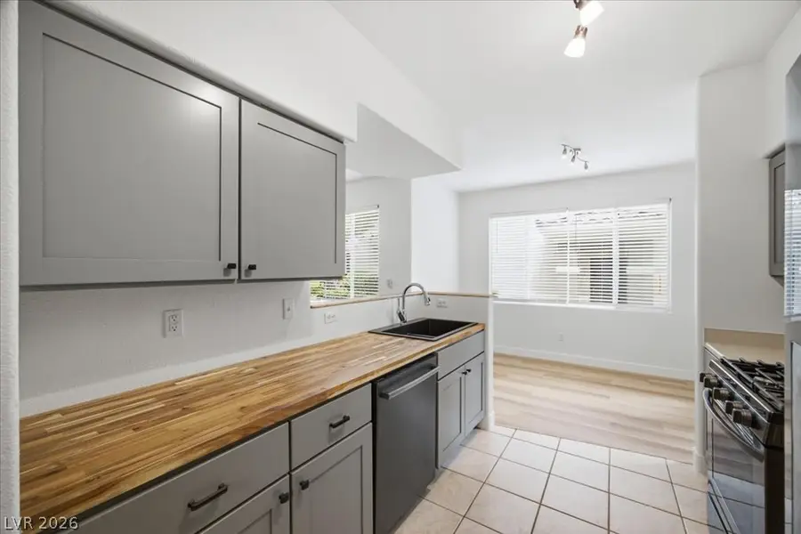 9050 W Warm Springs Road #1033, Las Vegas, NV 89148 - #3