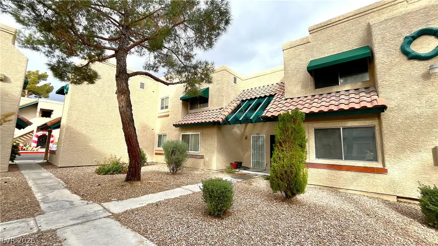 6750 Del Rey Avenue #123, Las Vegas, NV 89146 - #2