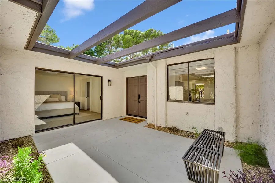 3419 Manzano Circle, Las Vegas, NV 89121 - #3