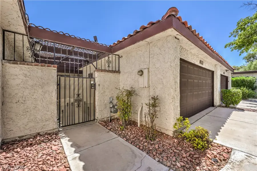 2731 San Lago Court, Las Vegas, NV 89121 - #3