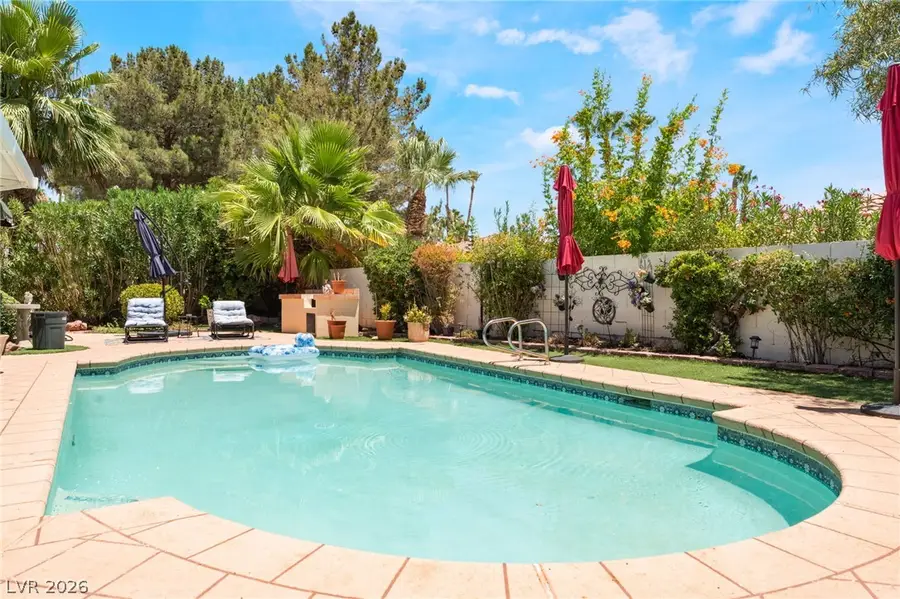 5216 Painted Lakes Way, Las Vegas, NV 89149 - #3