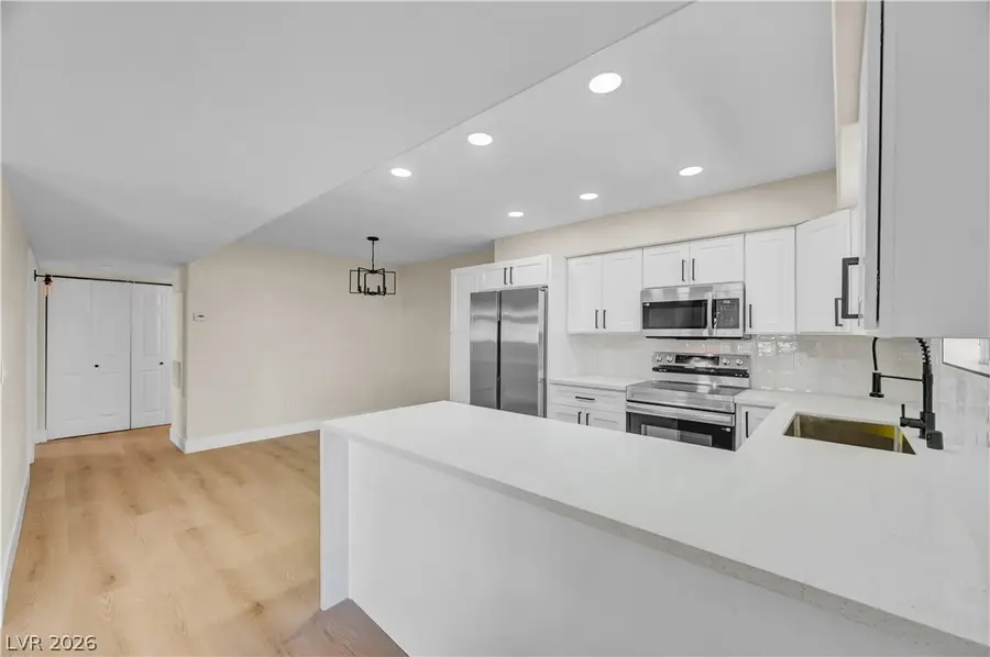 2725 S Nellis Boulevard #1077, Las Vegas, NV 89121 - #3