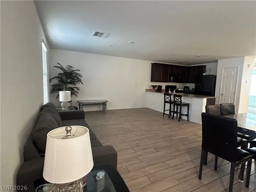 4520 Woolcomber Street, Las Vegas, NV 89115 - #2