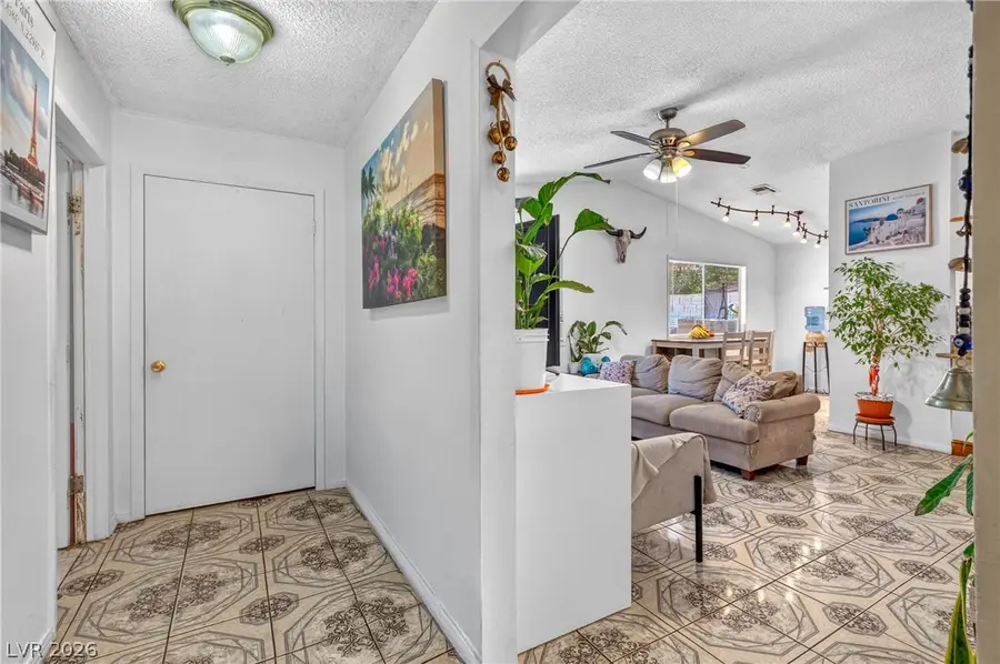 2224 La Sombra Street, Las Vegas, NV 89108 - #3
