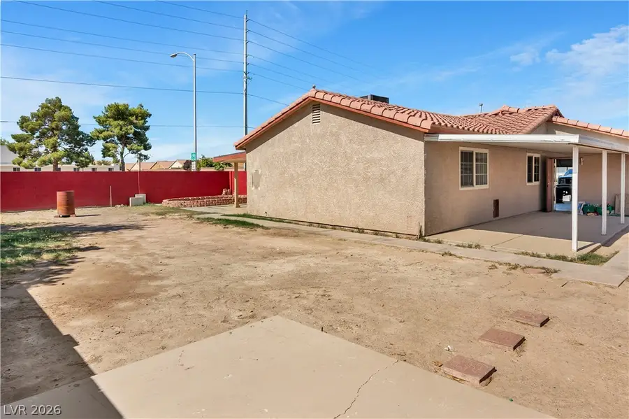2410 E Oak Glen Way, Las Vegas, NV 89115 - #3