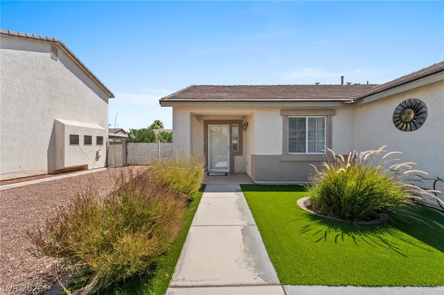 823 Hunters Ridge Way, North Las Vegas, NV 89032 - #2