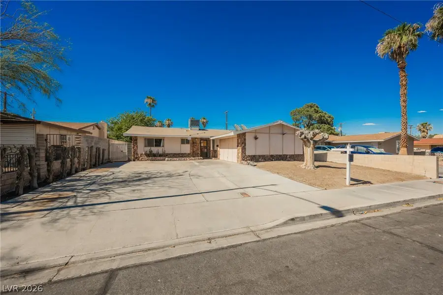 5820 Carmen Boulevard, Las Vegas, NV 89108 - #3