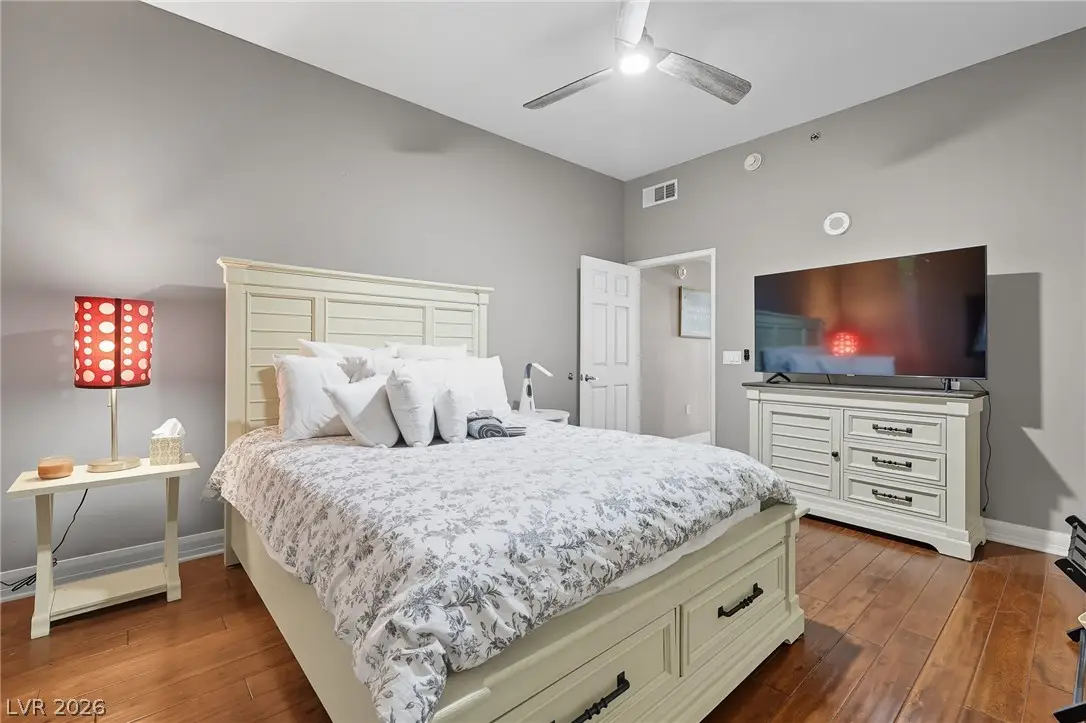 150 Las Vegas Blvd N #1114, Las Vegas, NV 89101 - #1