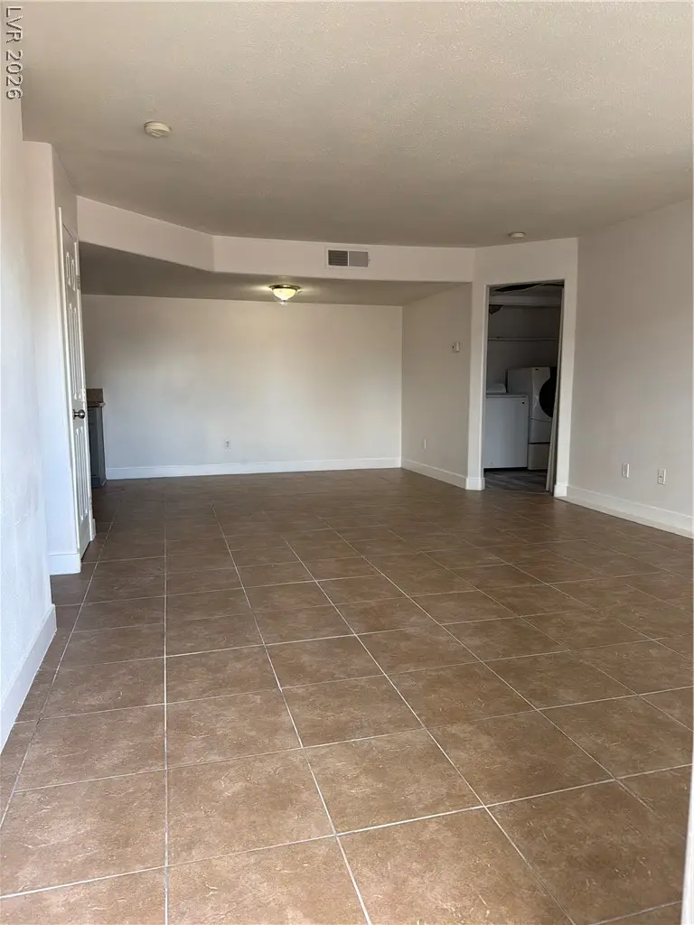 3455 Erva Street #122, Las Vegas, NV 89117 - #2