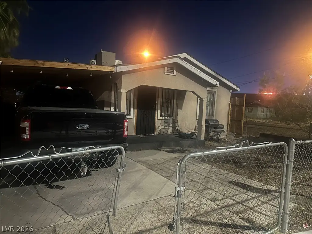 814 F Street, Las Vegas, NV 89106 - #1