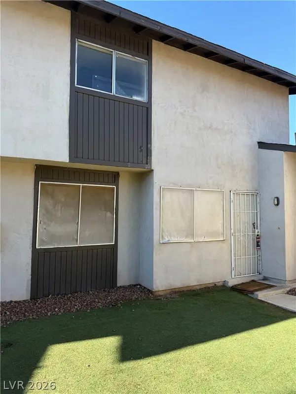 236 N Bruce Street #B, Las Vegas, NV 89101