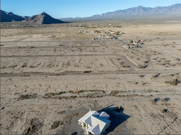 1541 W Fuego Lane, Pahrump, NV 89060