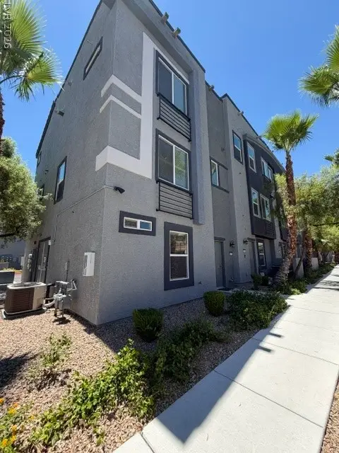 9050 W Tropicana Avenue #1077, Las Vegas, NV 89147