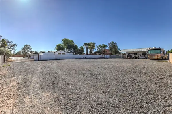 7996 La Cienega Street, Las Vegas, NV 89123