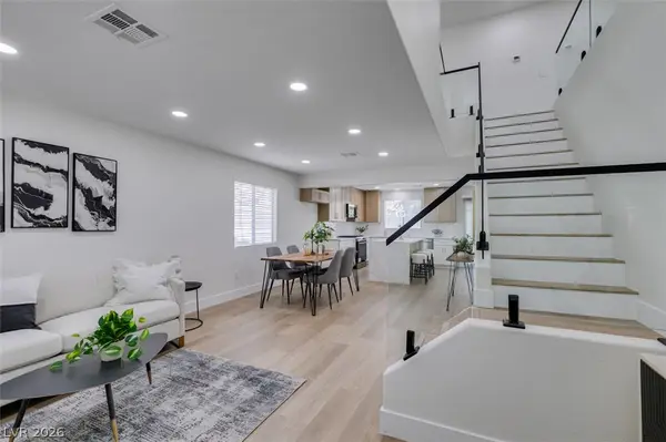 10004 Long Cattle Avenue, Las Vegas, NV 89117