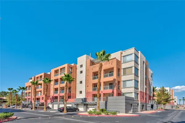 15 E Agate Avenue #208, Las Vegas, NV 89123