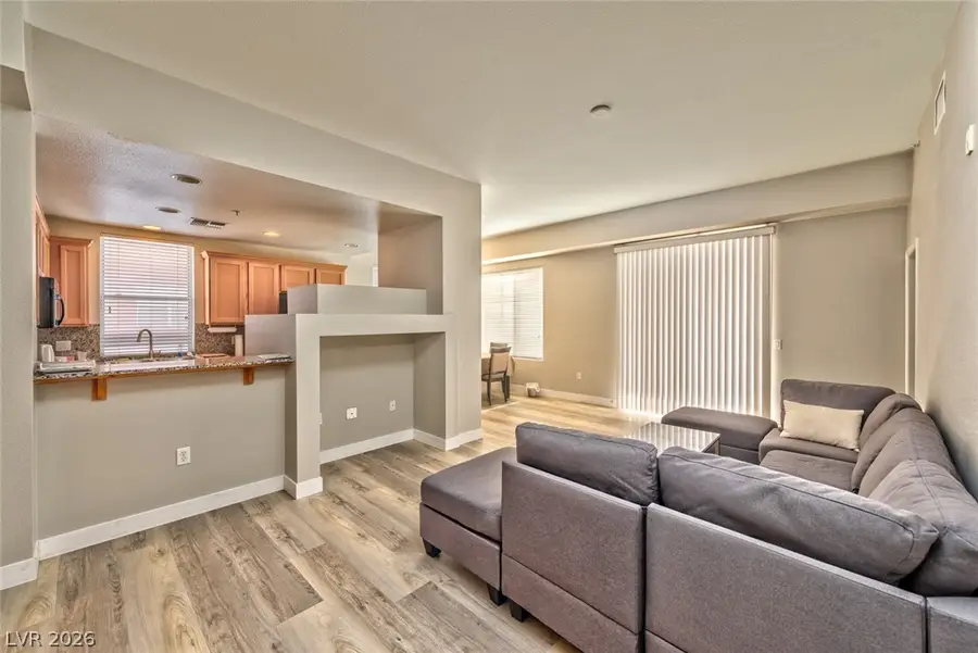 15 E Agate Avenue #208, Las Vegas, NV 89123 - #2