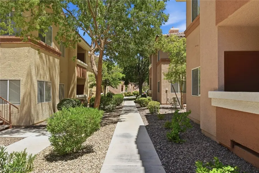 1050 E Cactus Avenue #2006, Las Vegas, NV 89183 - #3
