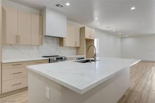 1871 S Manzanita Drive, Pahrump, NV 89048