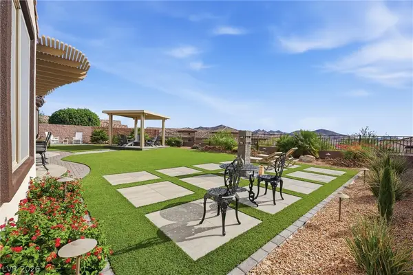 2913 Grande Arch Street, Henderson, NV 89044