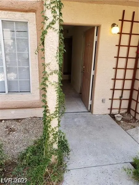 1608 N Torrey Pines Drive #103, Las Vegas, NV 89108