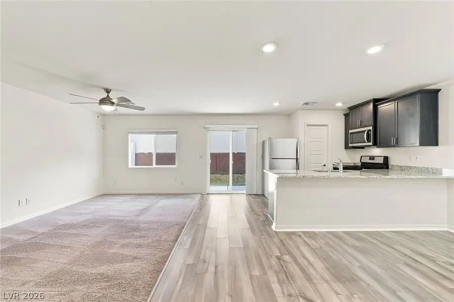 6494 Kimberly Avenue, Las Vegas, NV 89122 - #3