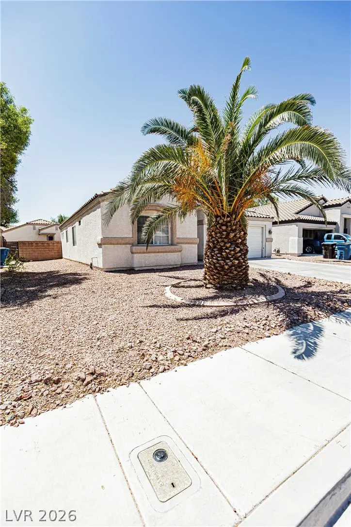 4205 W Delhi Avenue, North Las Vegas, NV 89032 - #2
