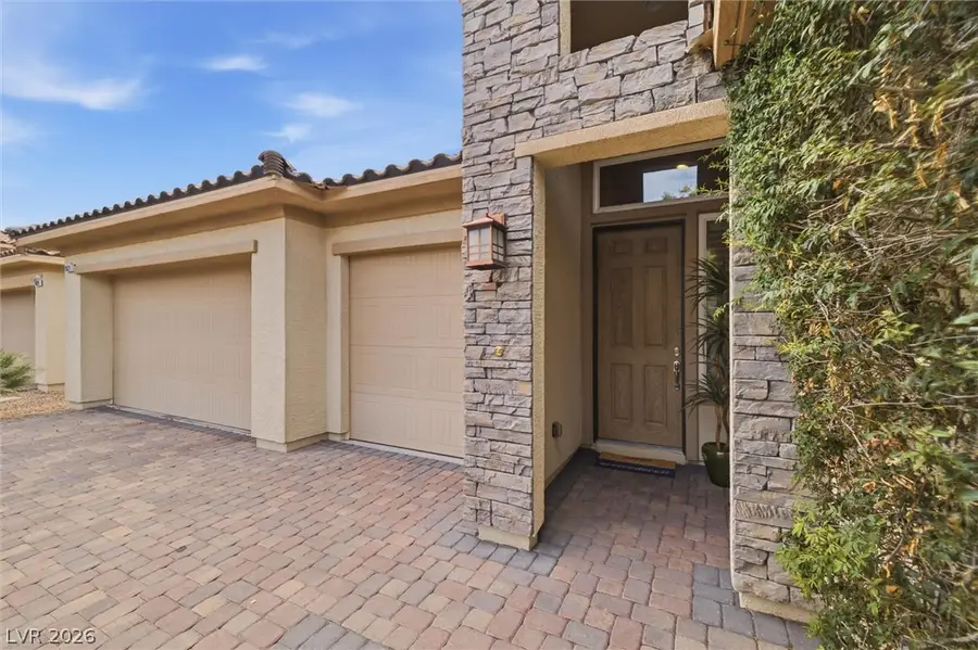 9821 Buttermilk Falls Street, Las Vegas, NV 89178 - #3