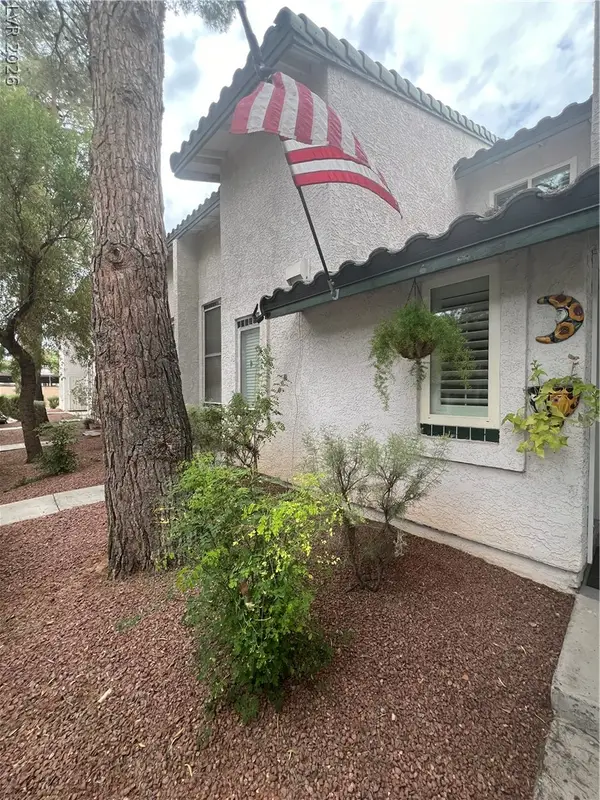 2441 Old Forge Lane #103, Las Vegas, NV 89121