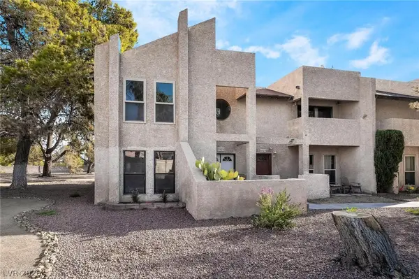 3929 S Torrey Pines Drive, Las Vegas, NV 89103